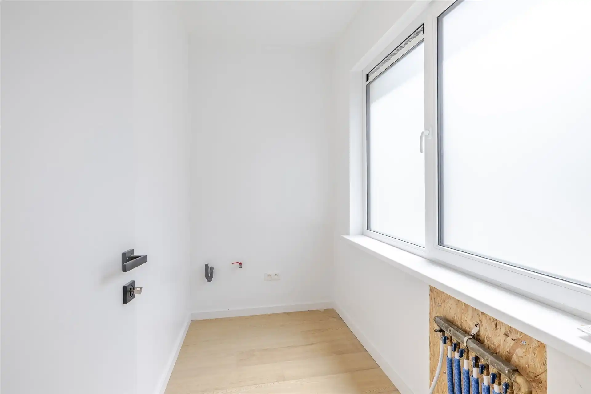 Uitstekend gerenoveerde woning met 3 slks en tuin foto 7