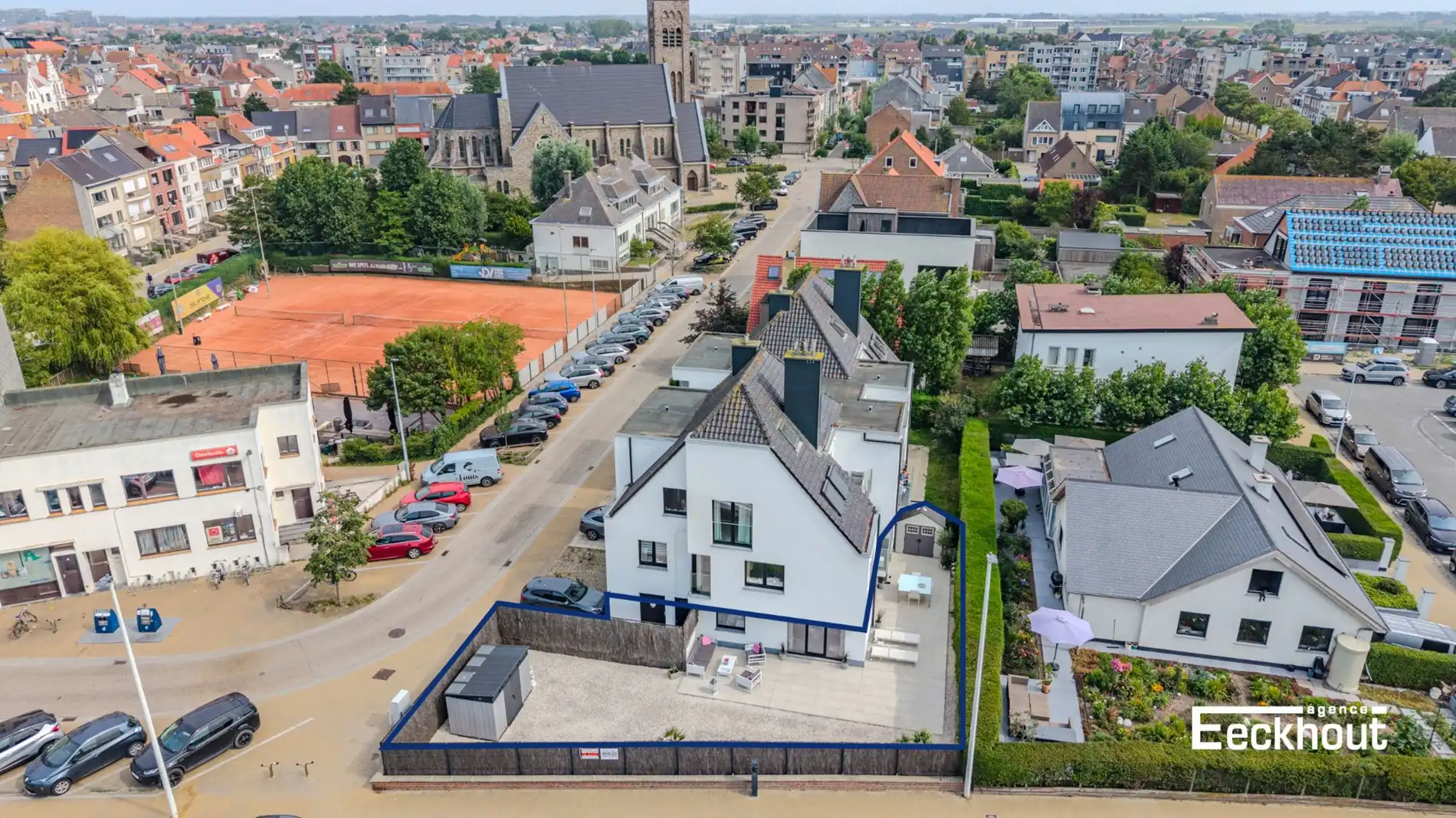 Gerenoveerd appartement met uitzonderlijk groot terras! foto 19