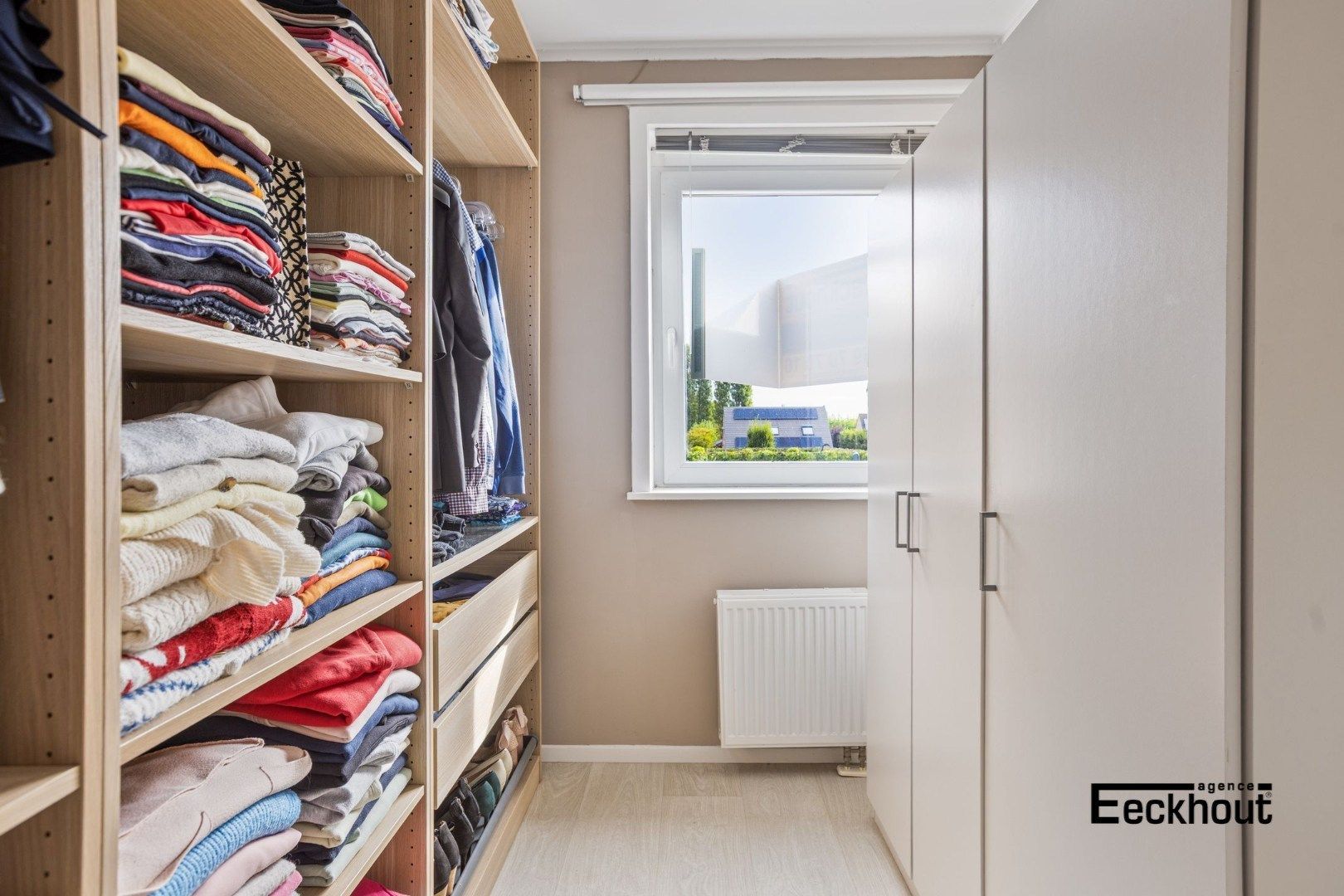 Instapklare, recente rijwoning met tuin & garage! foto 16