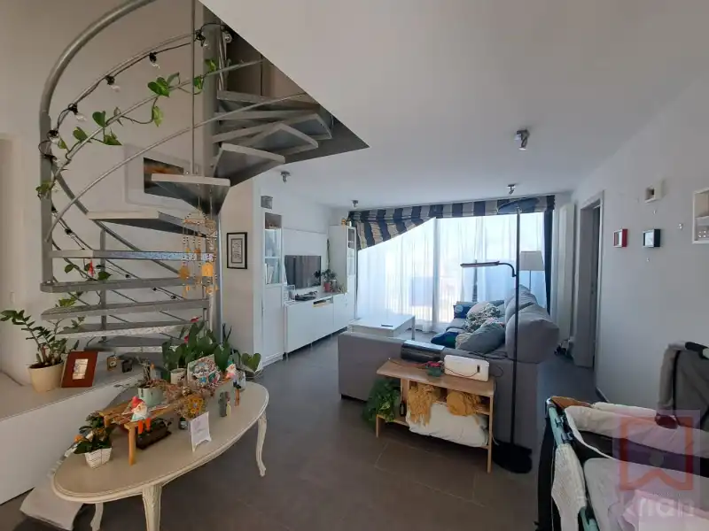 Instapklaar modern dak/duplexappartement (+-111m²) met magnifiek terras, garage en autostaanplaats foto 5