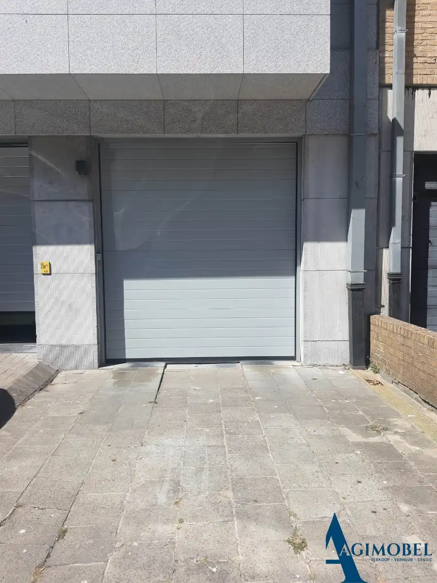 autostandplaats op niveau -1 - Leopoldlaan 95 te 8300 Knokke foto 2