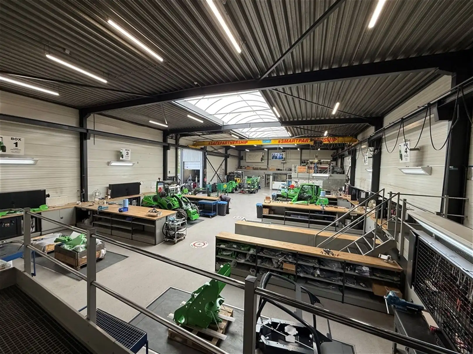 Industriële site met B2B-showroom te koop op zichtlocatie foto 11