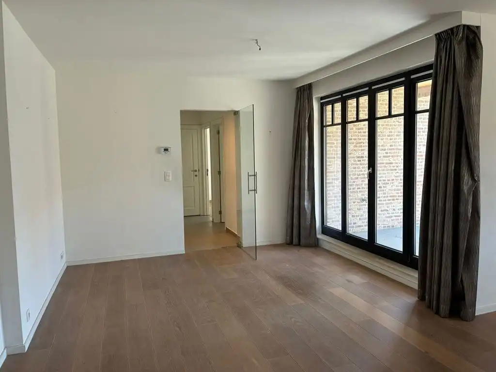 Nieuwbouw appartement in centrum 's-Gravenwezel foto 8
