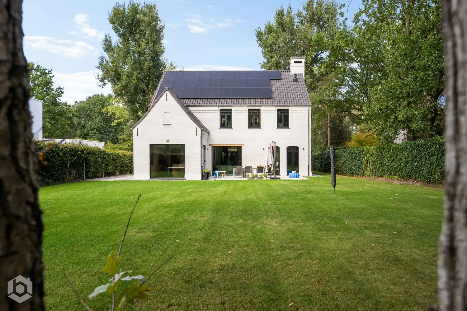 Luxe, energieneutrale villa met 5 slpkrs en prachtige tuin op top-locatie te Putte foto 2
