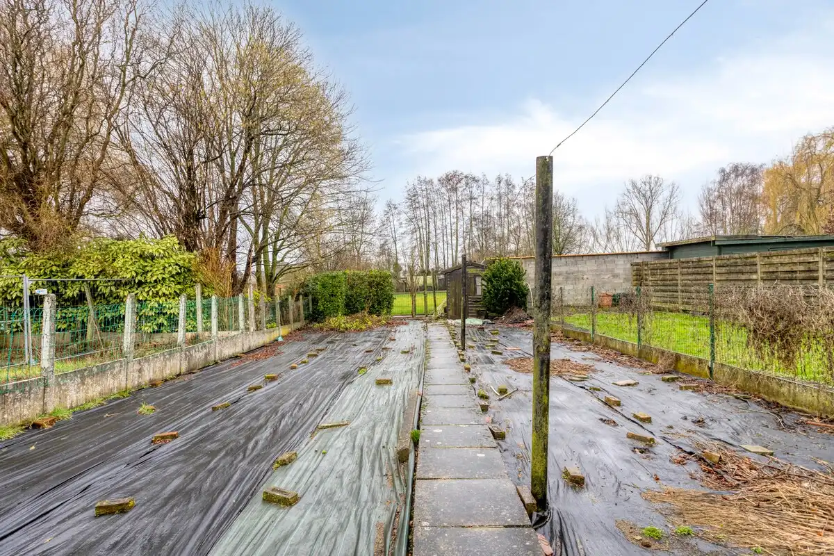 Te renoveren, ruime woning op 427 m2! foto 22