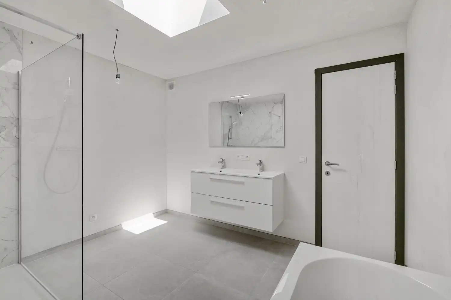 Knappe nieuwbouwwoning met 4 slaapkamers in Vlijtingen! 6%BTW mogelijk* foto 14
