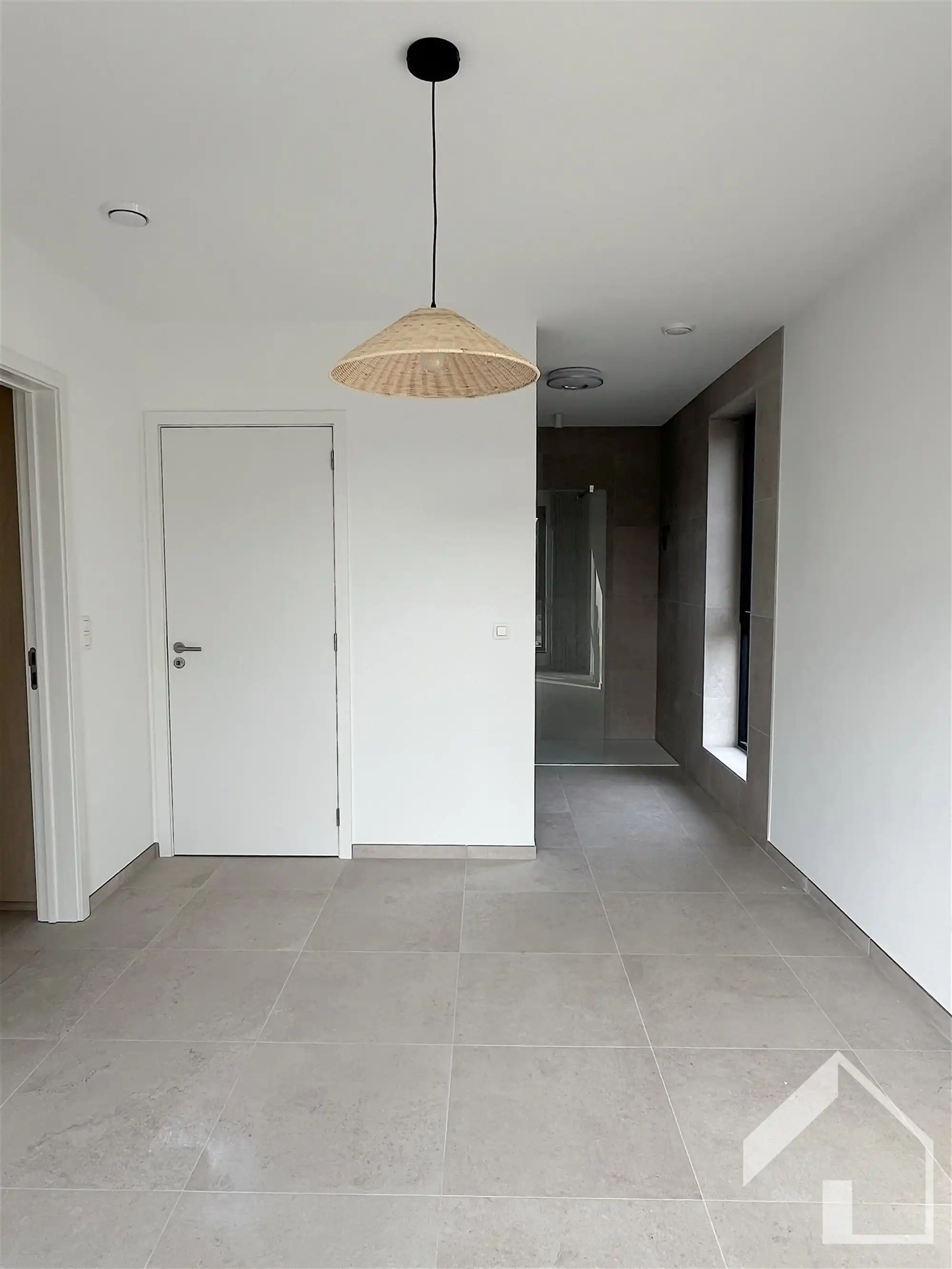 Nieuwbouwappartement met staanplaats en kelderberging foto 12