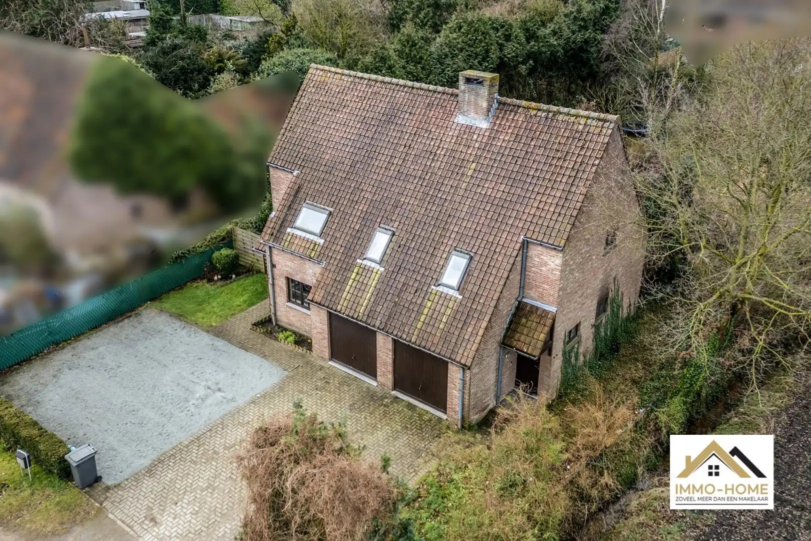 Halfopen bebouwing nabij centrum Lokeren foto 20