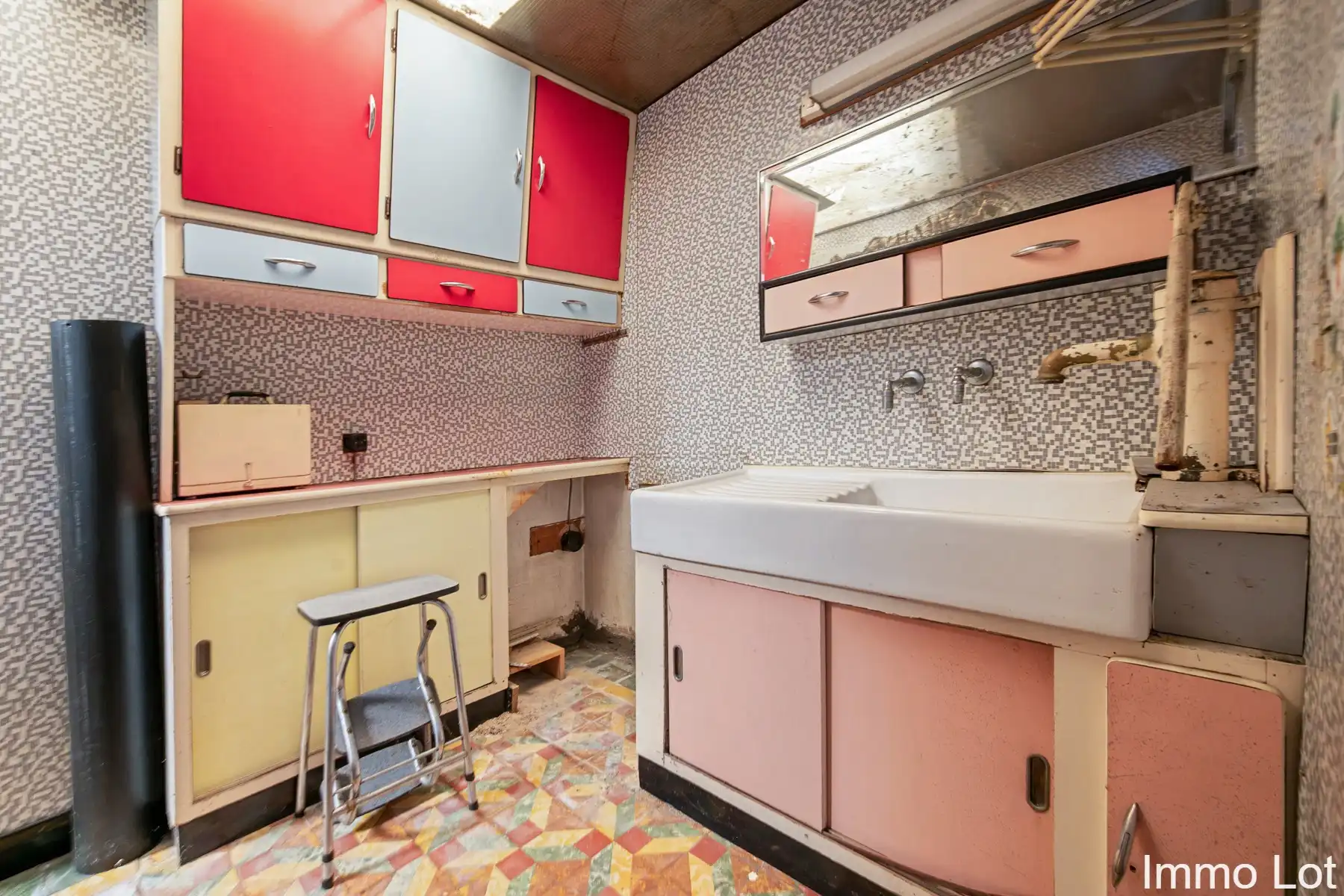 Te renoveren woning met 4 slpk, garage en tuin in Berlare foto 7