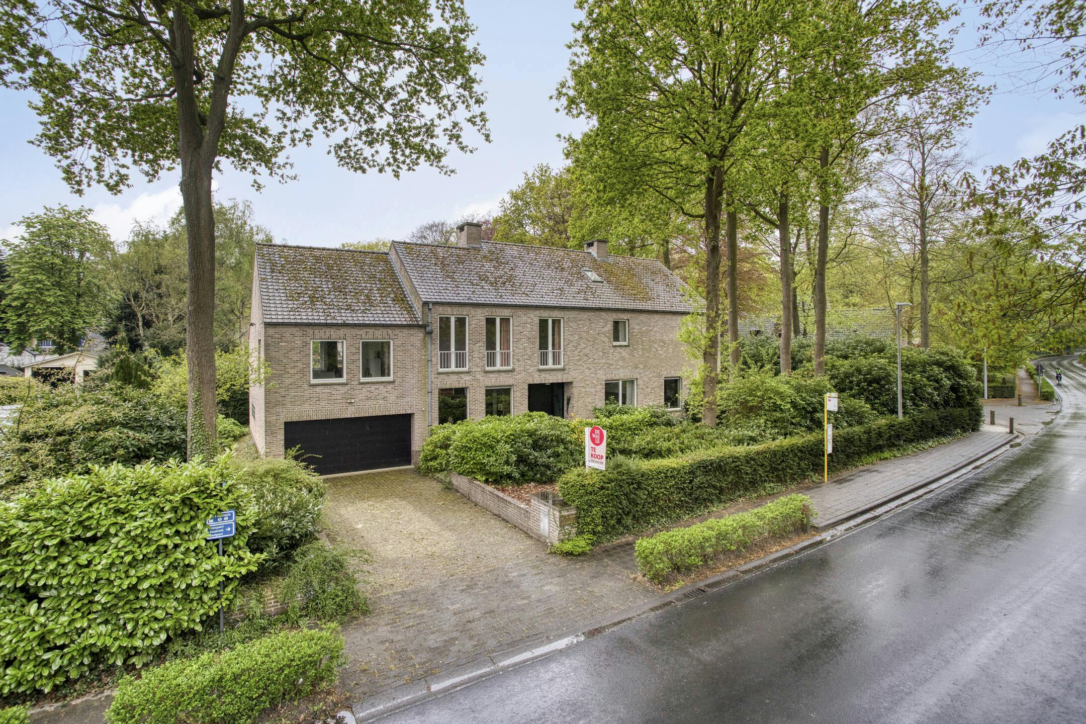 Vrijstaand huis met praktijkmogelijkheid te Sint-Kruis foto 3
