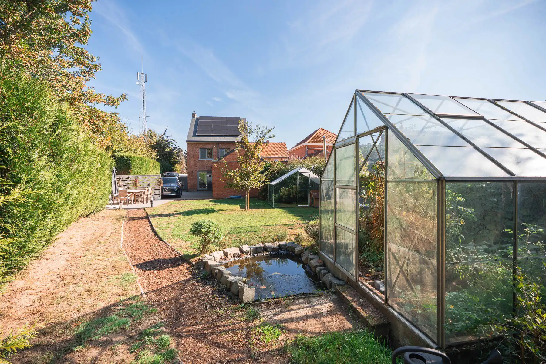 Stijlvol gerenoveerde open bebouwing op 630 m² foto 25