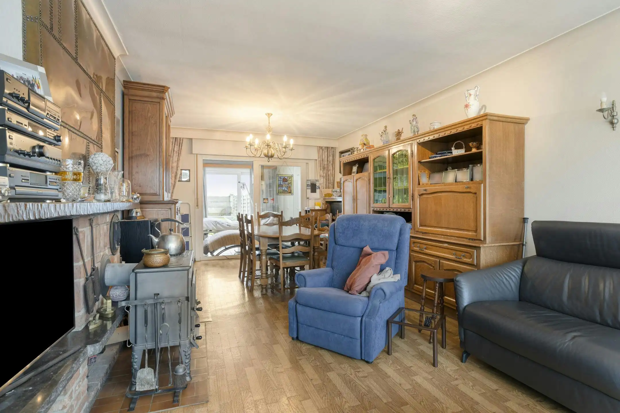 Ruime halfopen woning met 4 slaapkamers op 558m² te Veurne. foto 14