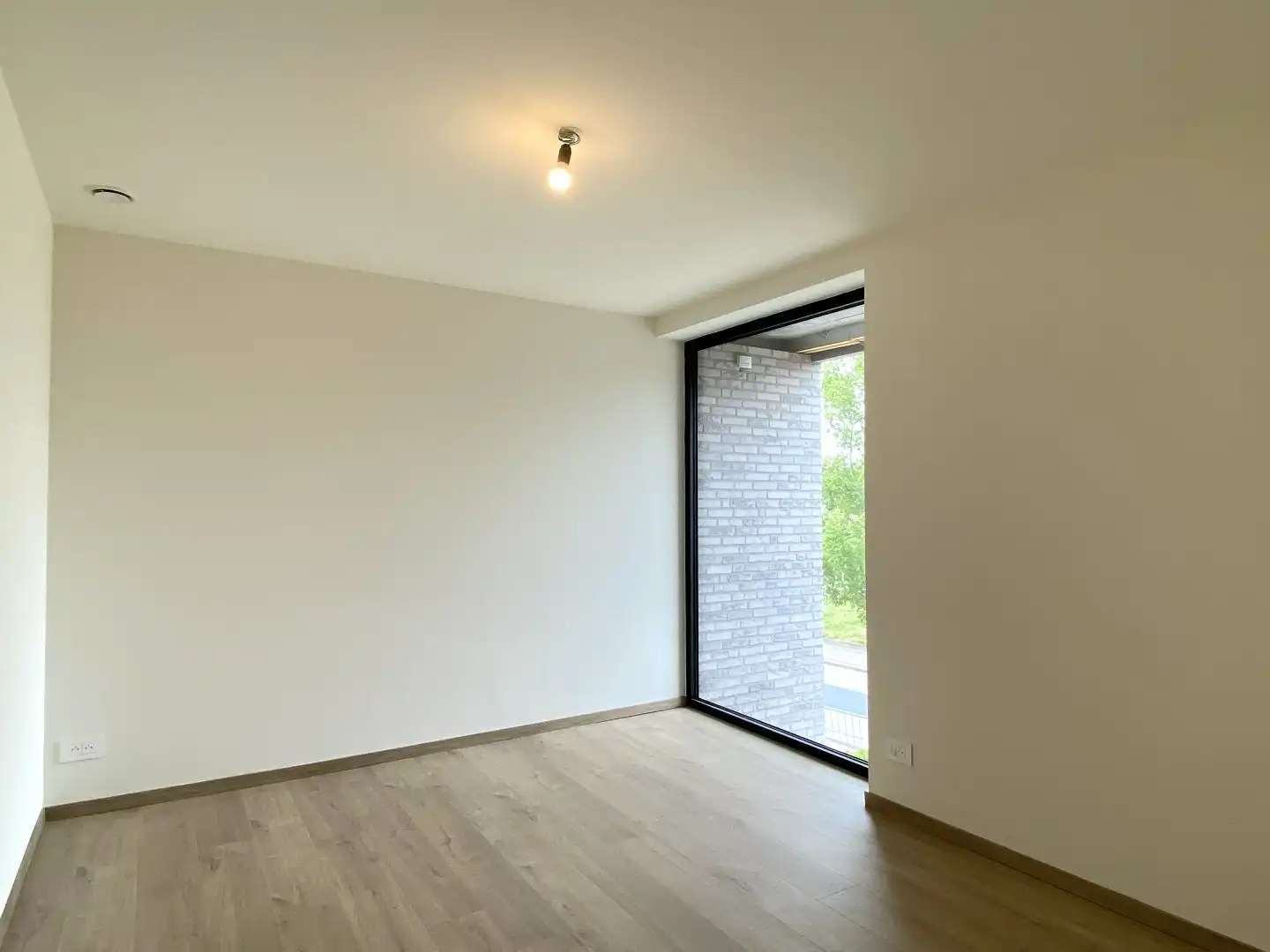 NIEUWBOUWPROJECT MET 2 INSTAPKLARE NIEUWBOUWWONINGEN MET 3 SLPKS | TUIN EN CARPORT foto 9