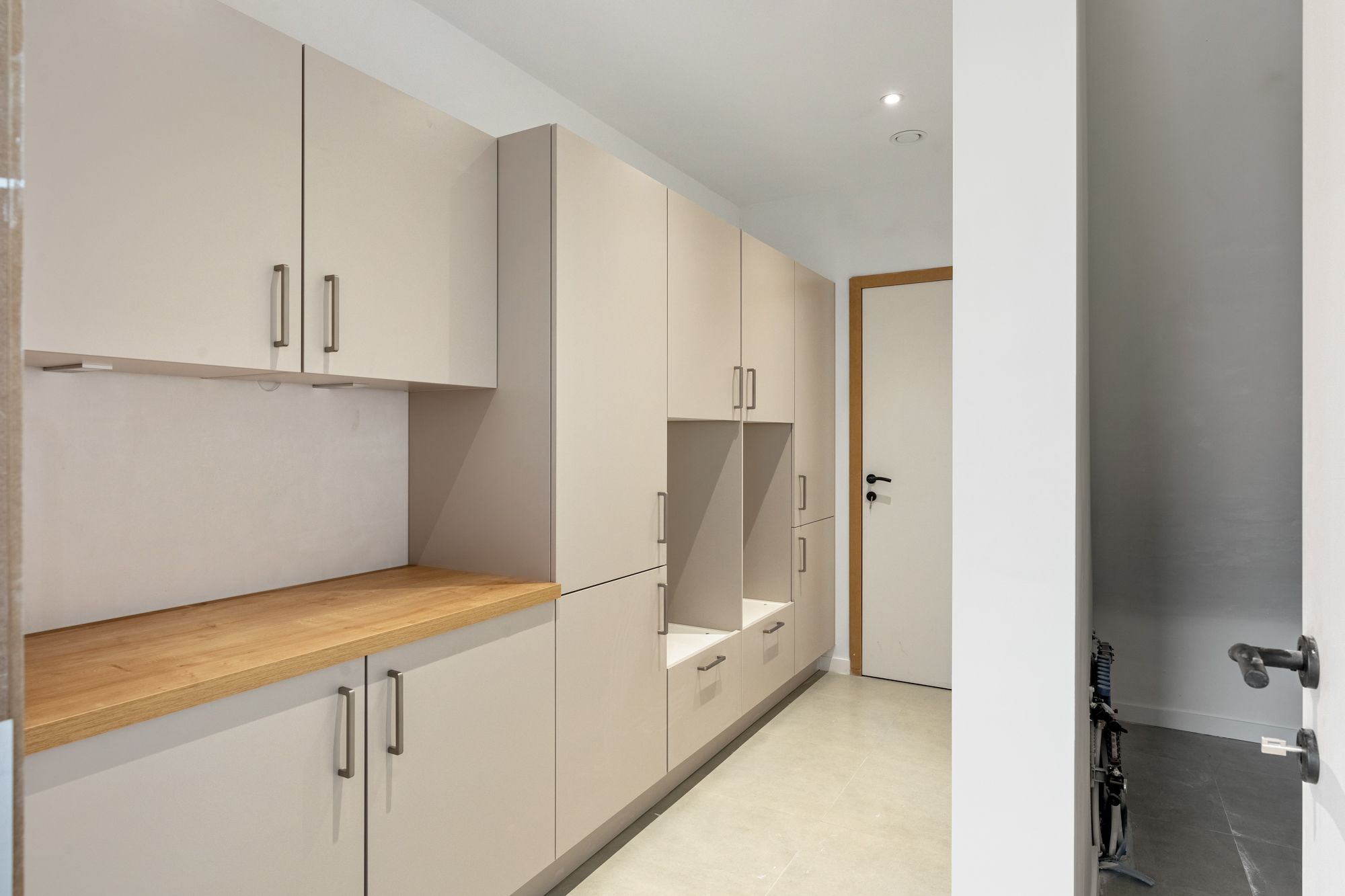 Moderne nieuwbouwwoning met 4 slaapkamers te Alken! foto 9