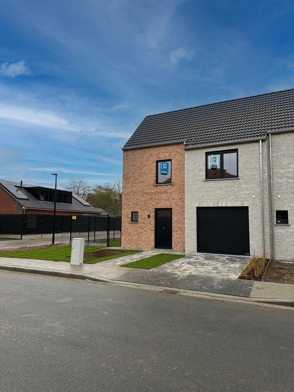 Volledig afgewerkte woning met 3 slaapkamers in Waardamme foto 2