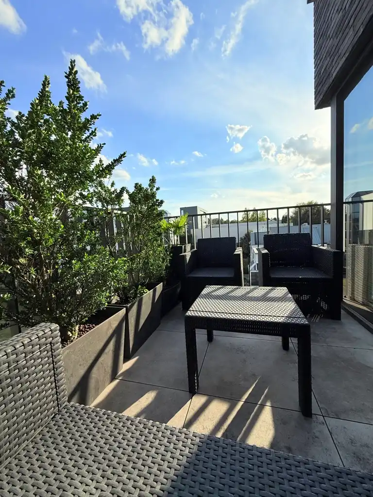 Tweeslaapkamerappartement op toplocatie met parkeerplaatsen foto 13