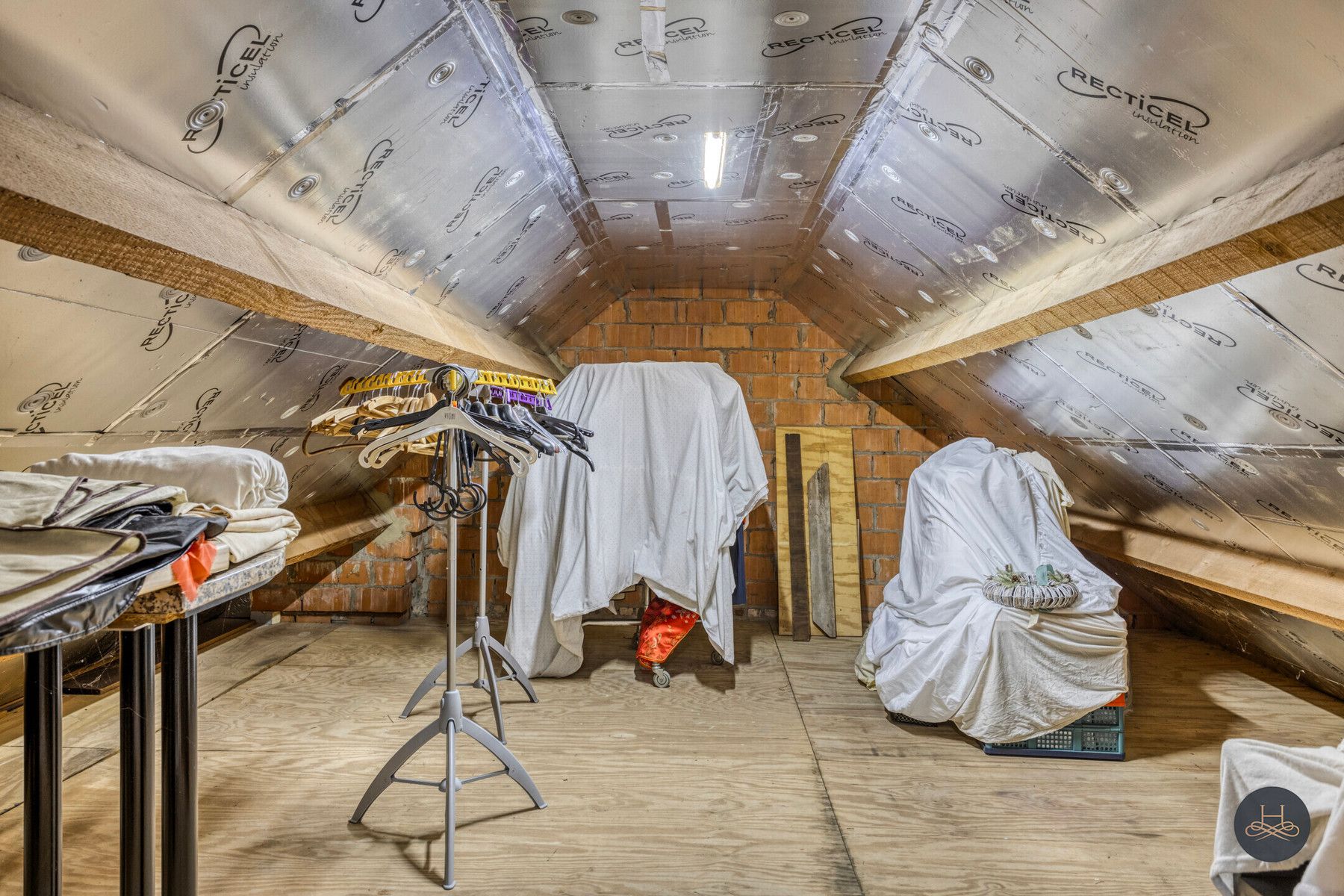 Stijlvolle woning met zorgvuldig aangelegde tuin foto 24