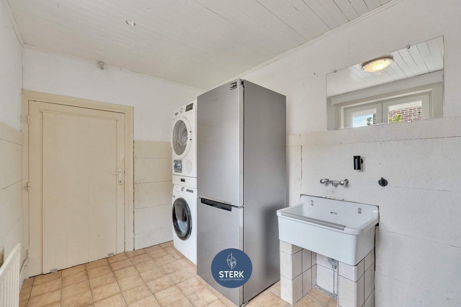 INSTAPKLARE GEZINSWONING OP EEN PERCEEL VAN 688 M² TE LANAKEN !  foto 11
