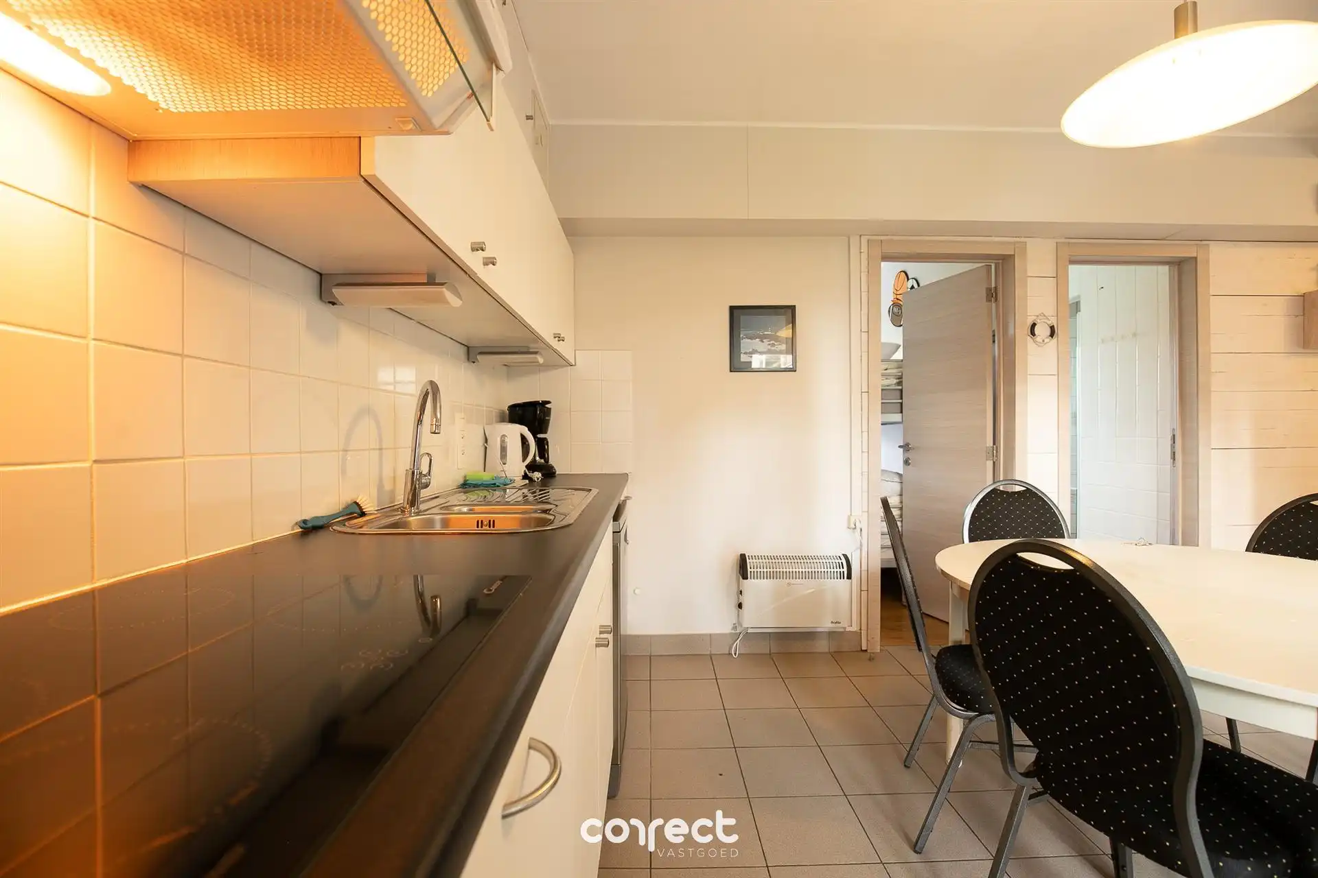 Gelijkvloers 2 slaapkamerappartement. foto 5