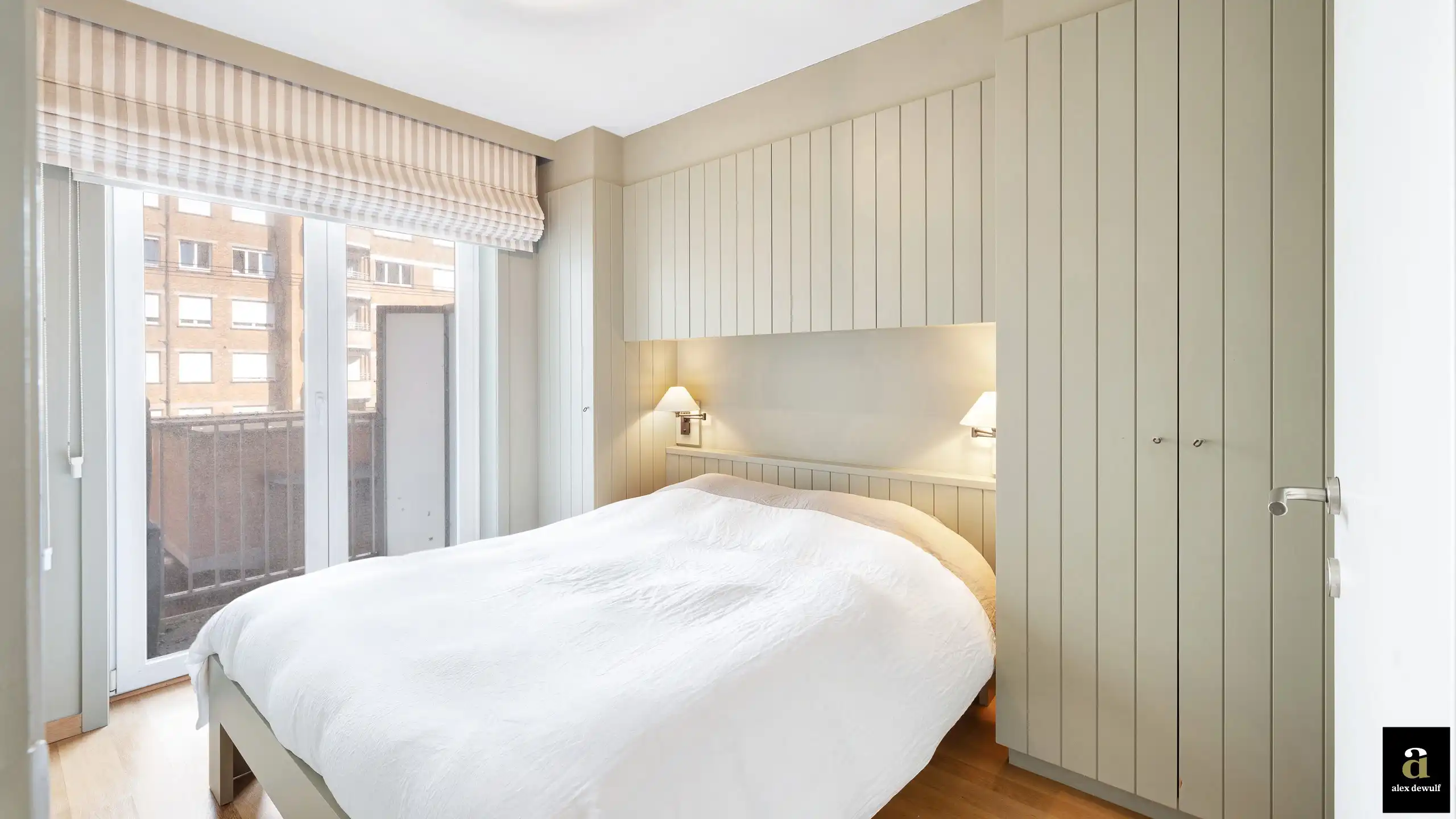 Zuidgericht appartement met zonnig terras en open uitzicht   foto 23