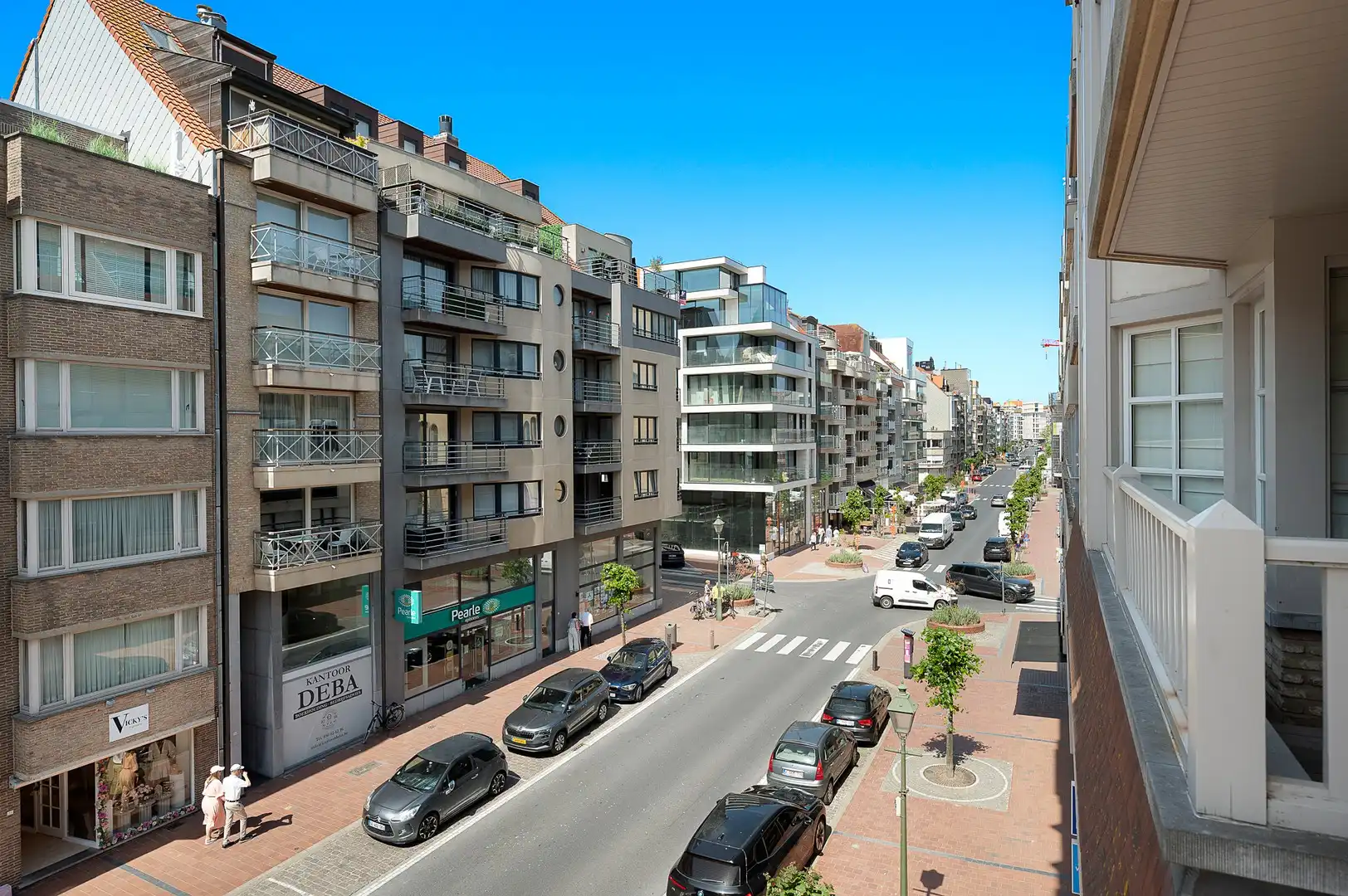 Ruim appartement van 163m² met 11 m² façade in de Dumortierlaan. foto 12