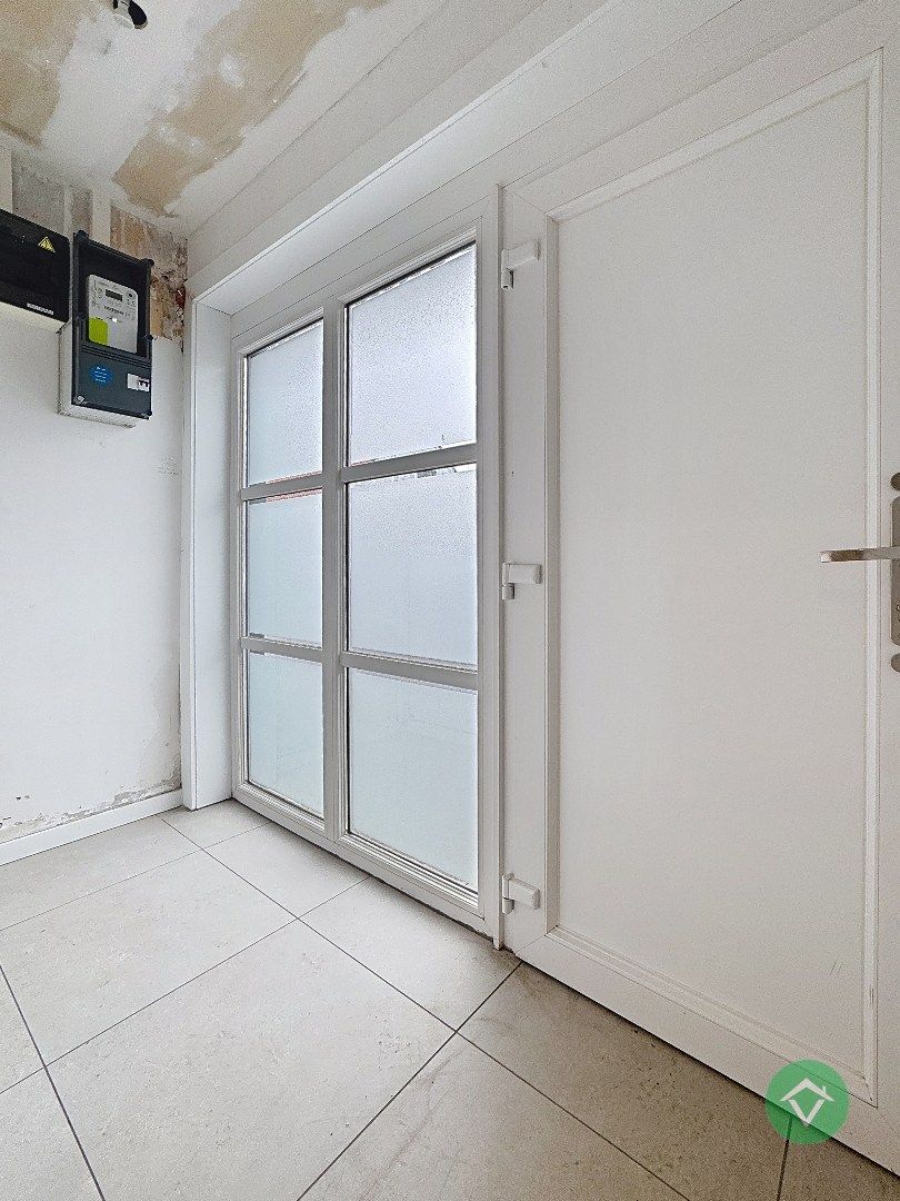 Instapklare woning met 4 slaapkamers te Koekelare foto 2