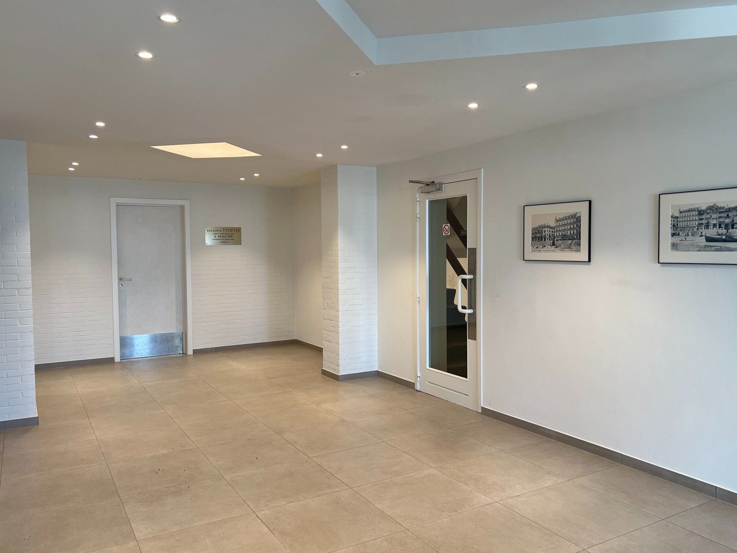 Te renoveren appartement met 2 slaapkamers op een uitstekende ligging foto 21