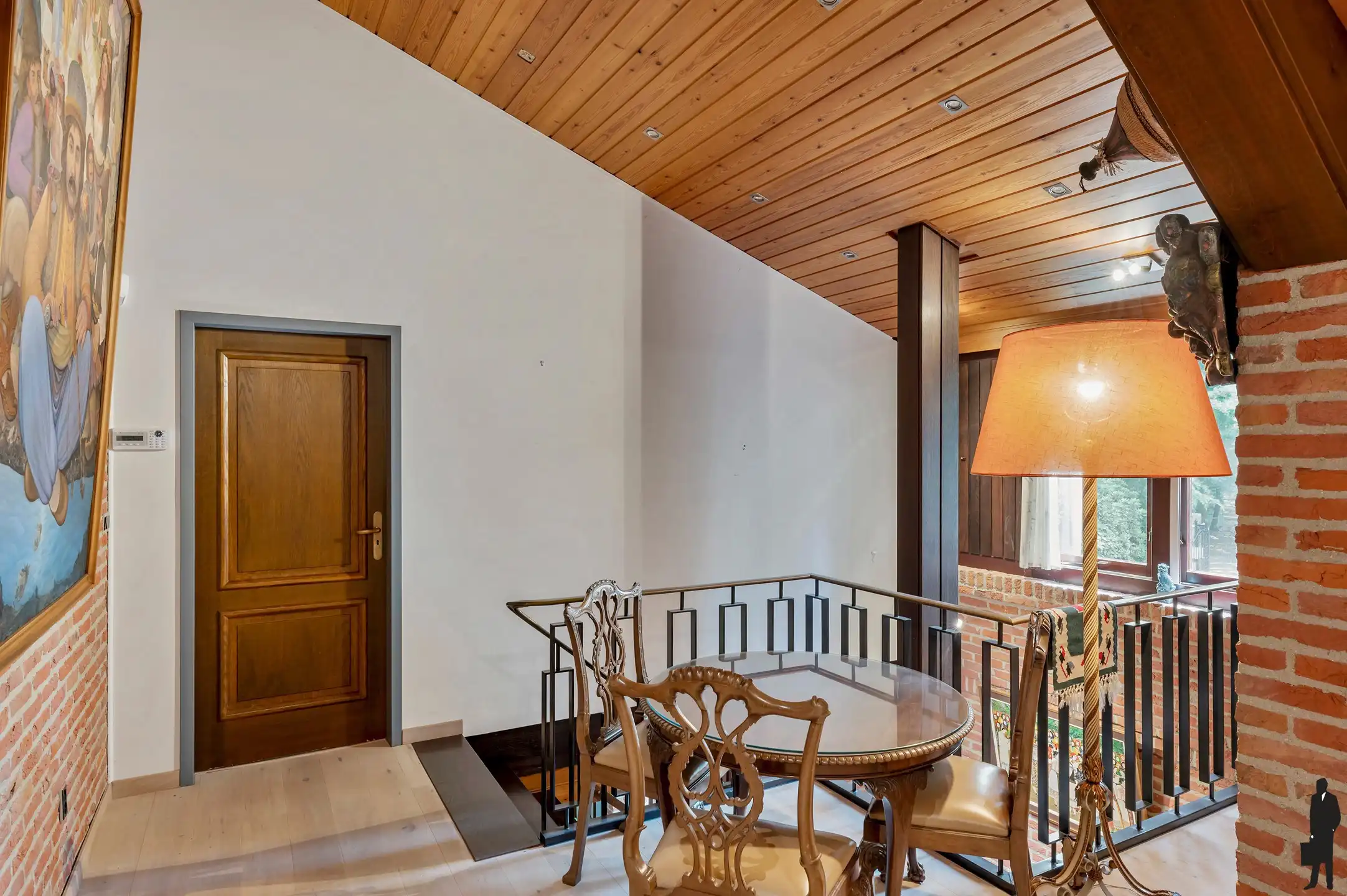 Seventiesvilla op toplocatie! foto 13