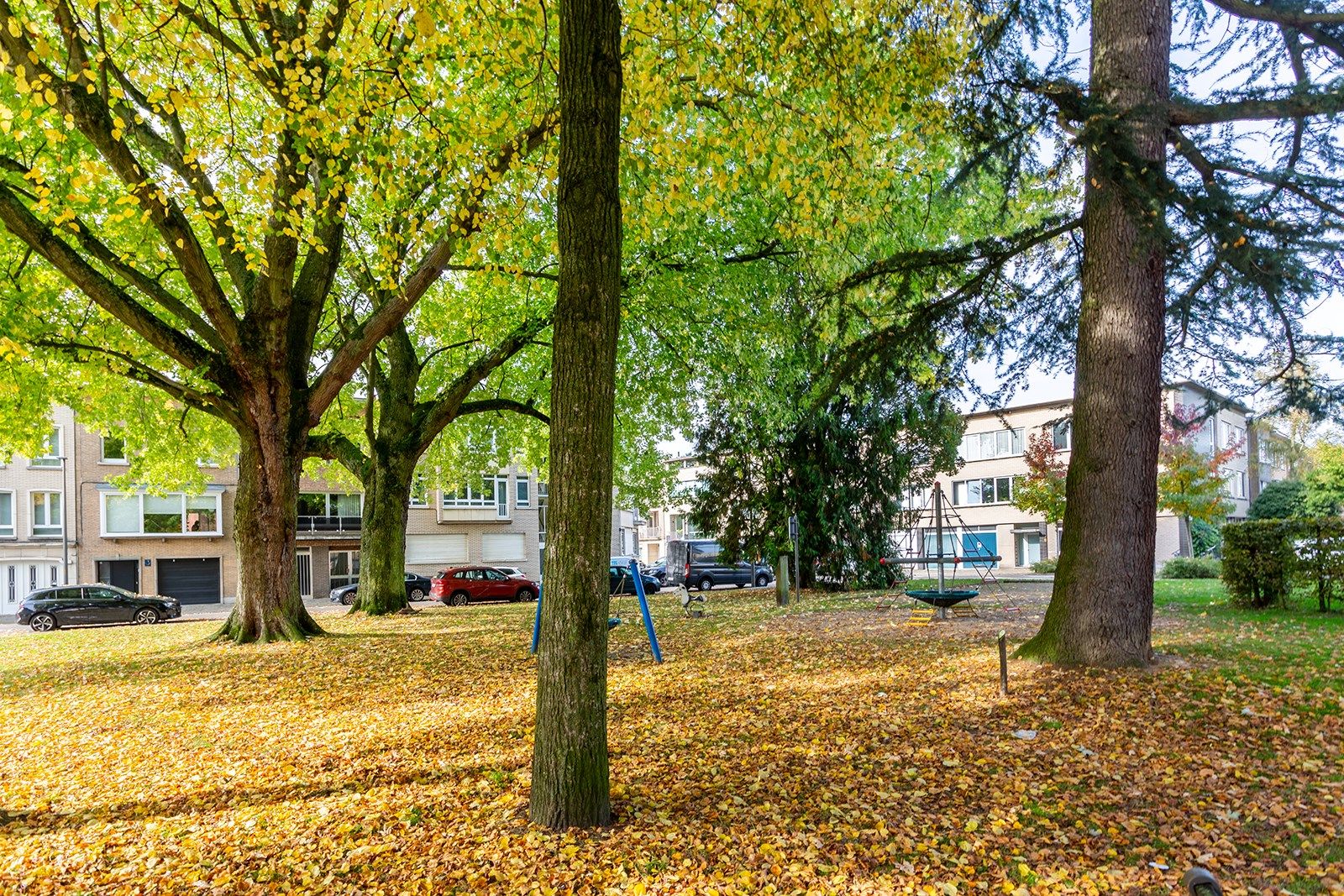  Stijlvol wonen met eigen tuin in hartje Wilrijk! foto 24