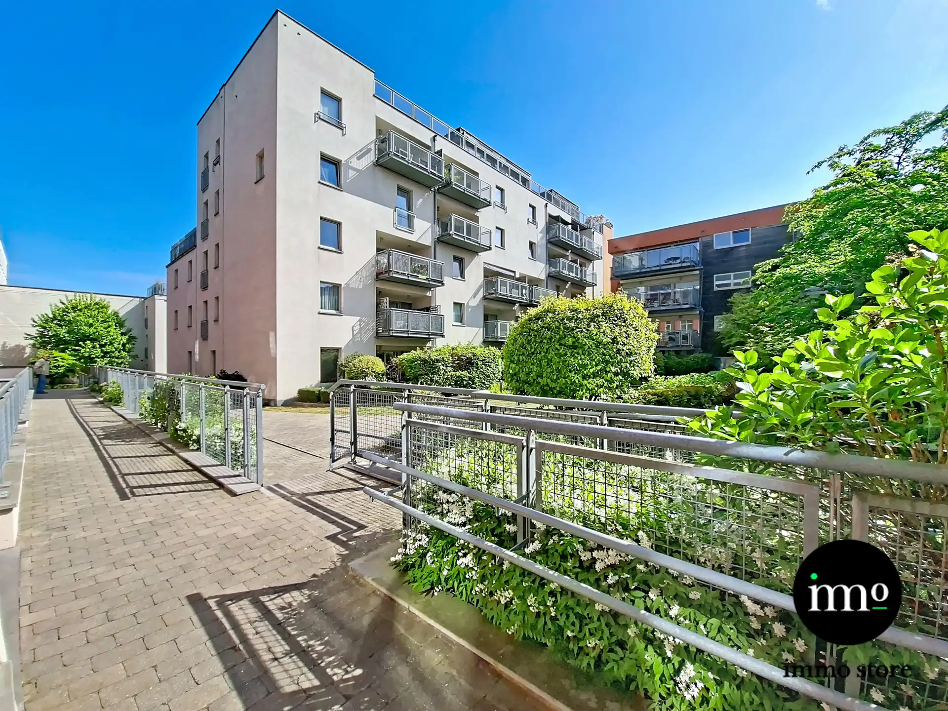 Instapklare duplex met ruim dakterras foto 26