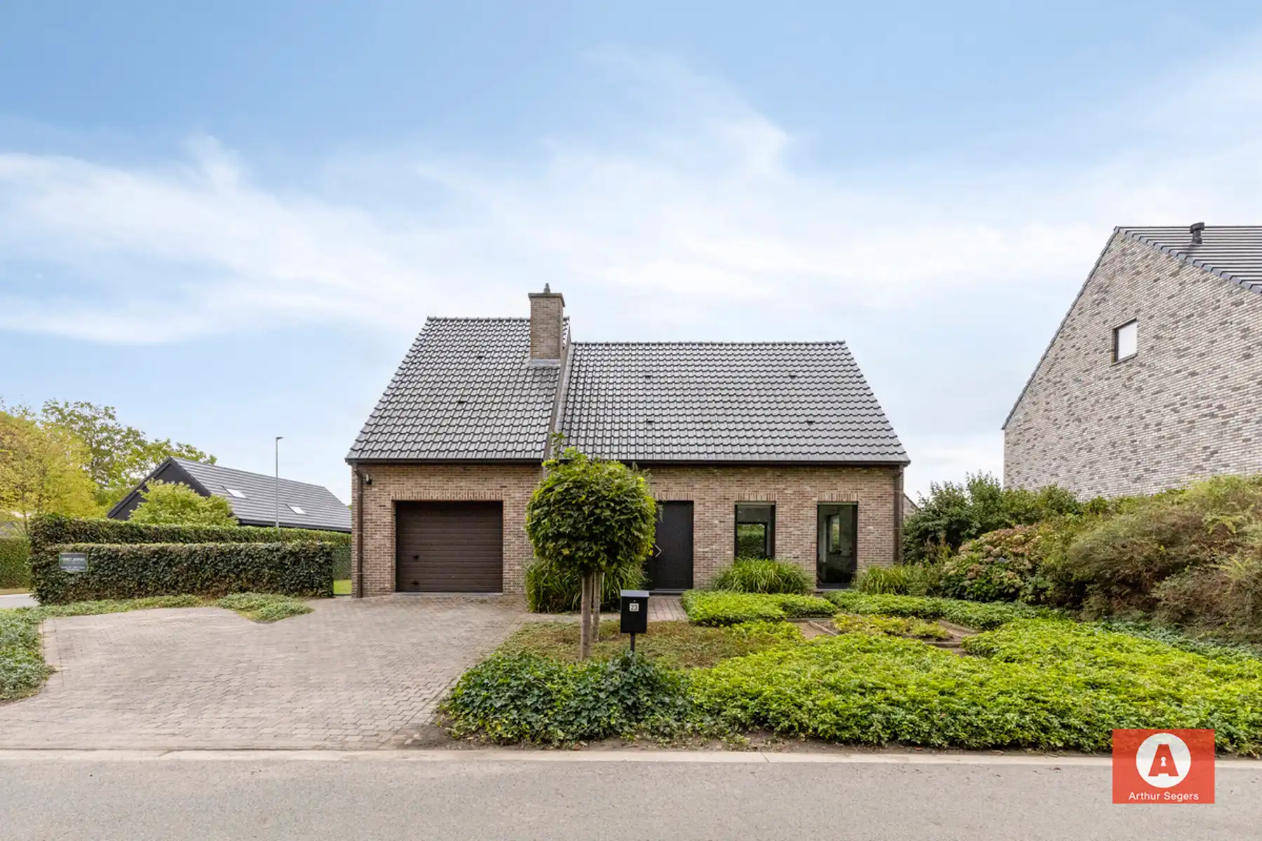 !!! IN OPTIE !!! Energiezuinige open bebouwing in doodlopende straat foto 3