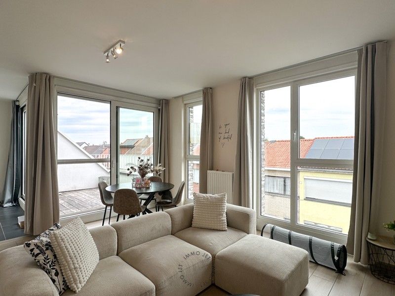 Recent appartement met 1 slaapkamer dichtbij het centrum van Beveren foto 3