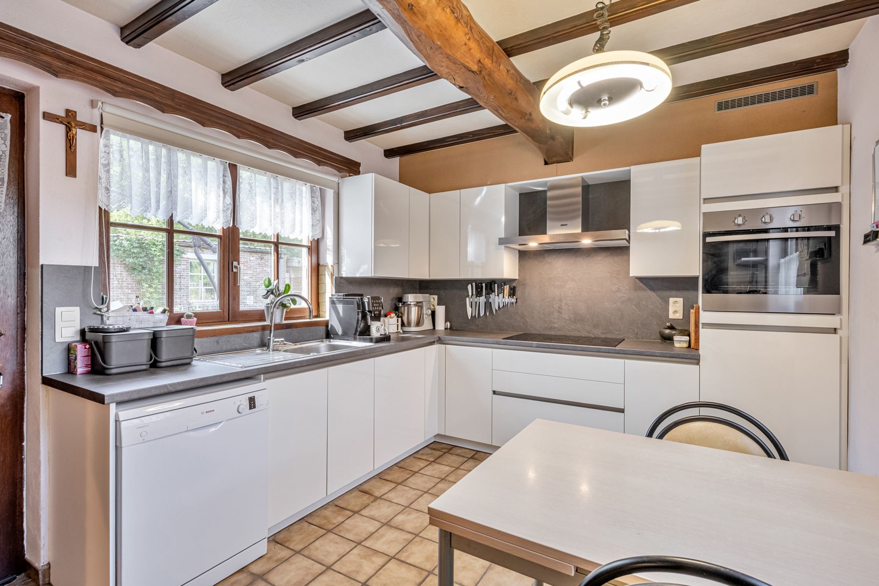 Charmante woning met landelijke ligging. foto 2