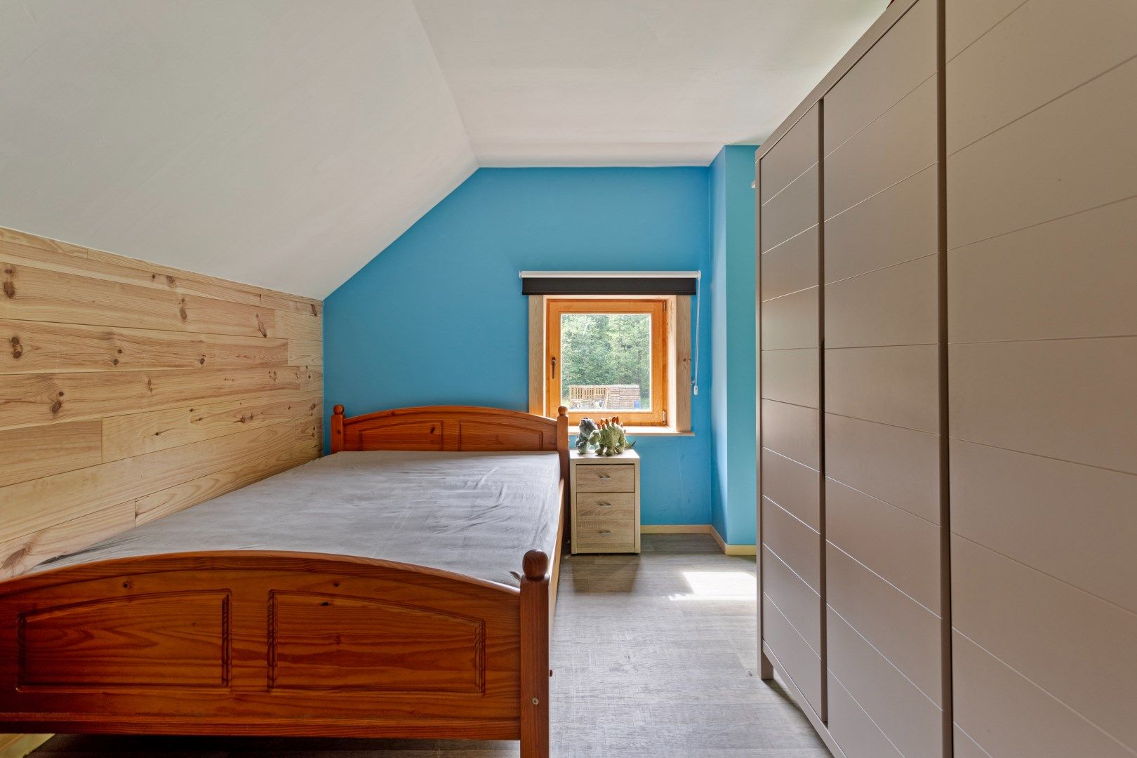 Gerenoveerde karaktervolle woning met 4 / 6 slpks op 1.990 m² in bosrijk gebied ! foto 32