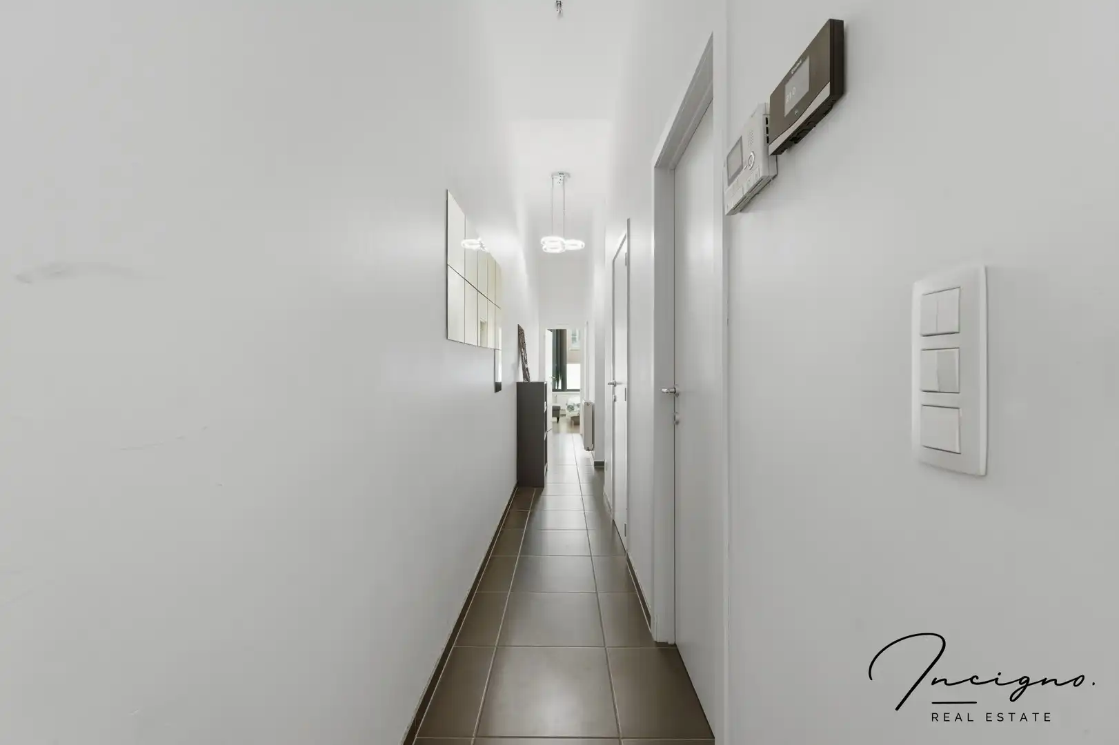 Gelijksvloers appartement met 2 slaapkamers en tuin foto 11