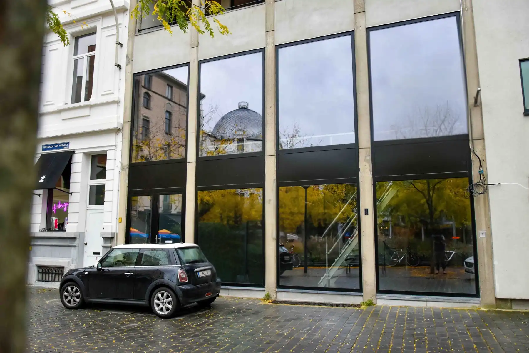 Gelijkvloers commercieel pand met horecapotentieel foto 5