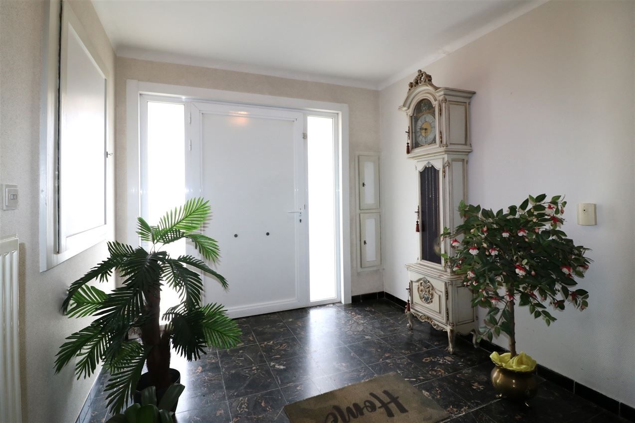 Opbrengsteigendom van 2 degelijke appartementen foto 6
