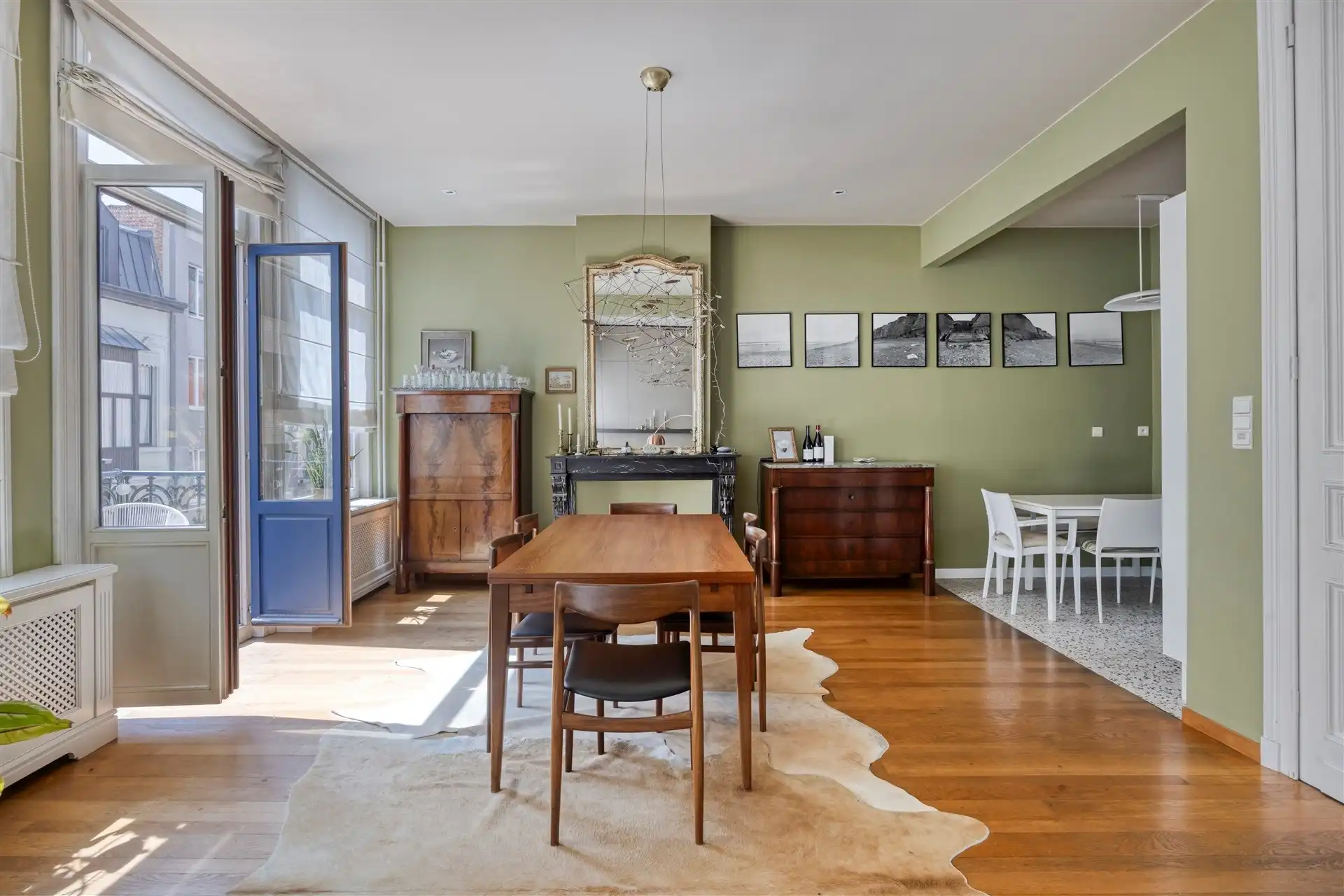 Dubbel herenhuis met 6 slpk, 2 terassen, dubbele garage en royale ruimte, perfect gelegen nabij Museum en Marnixplaats foto 10