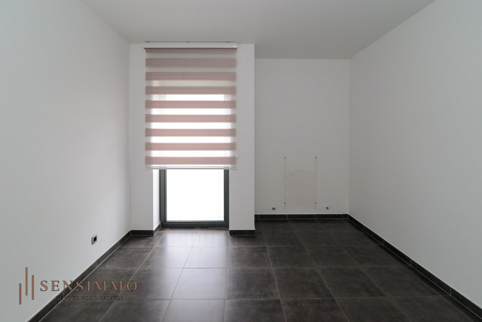 Mooie appartement met 2 slk, ruim terras en parking foto 10