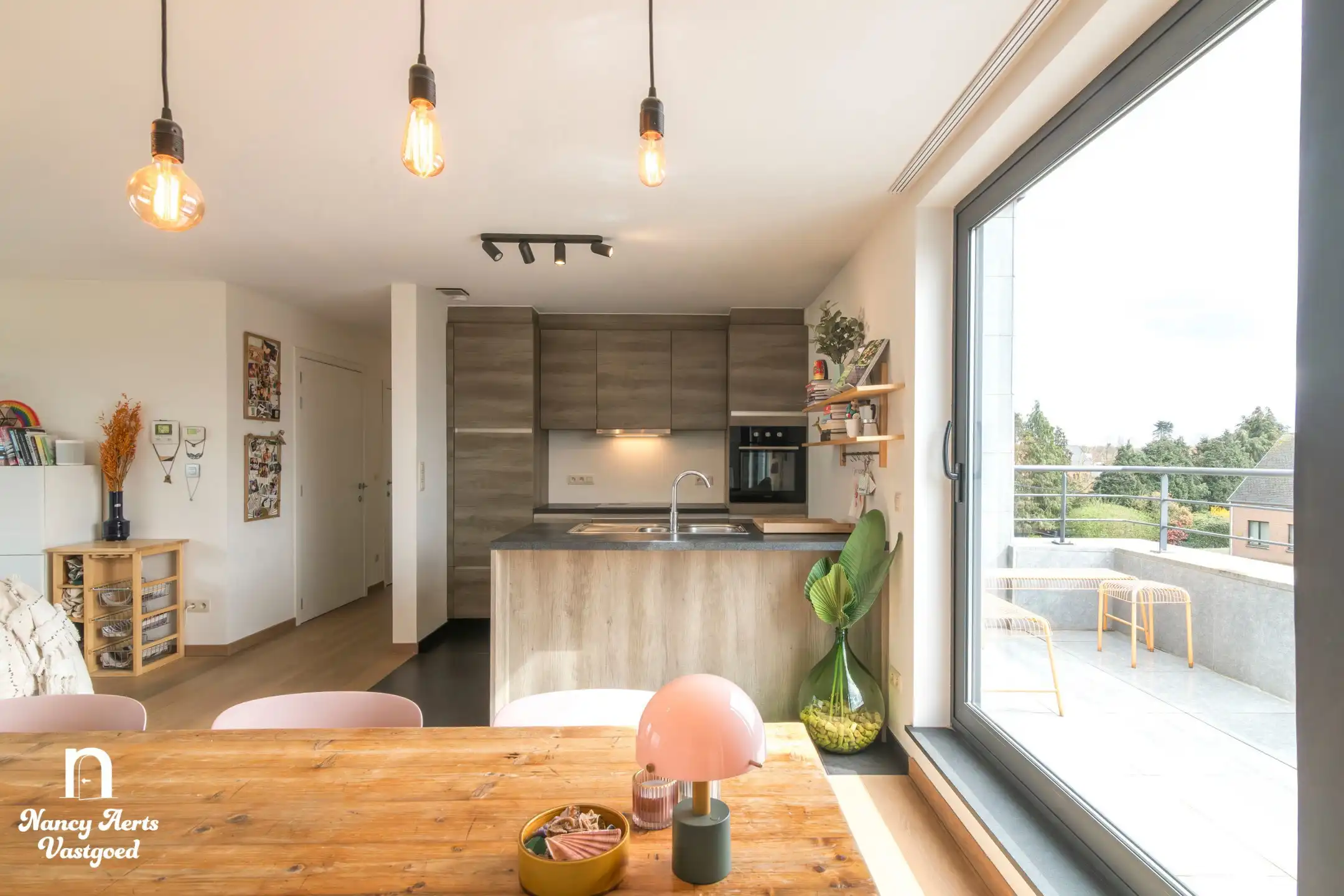 Lichtrijk penthouse met groot rondom terras en 2 parkings foto 36