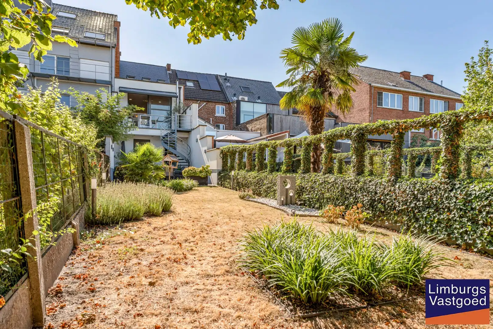 Uitzonderlijke stadswoning met praktijkruimte en tuin, tussen de kleine en grote ring foto 36
