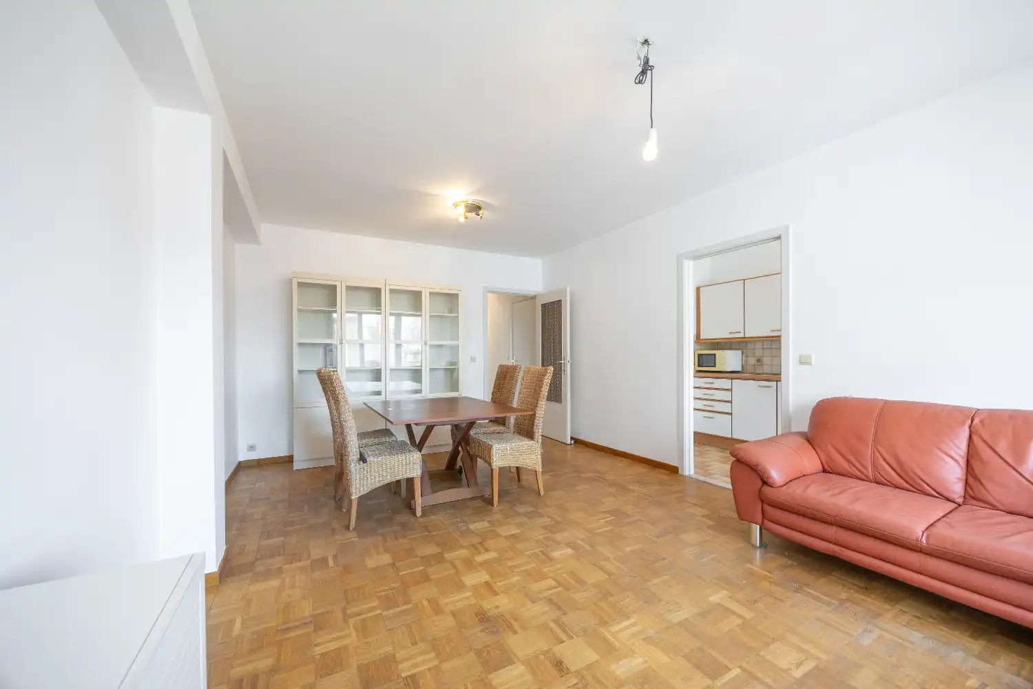 Twee slaapkamer appartement in centrum Oostende foto 2