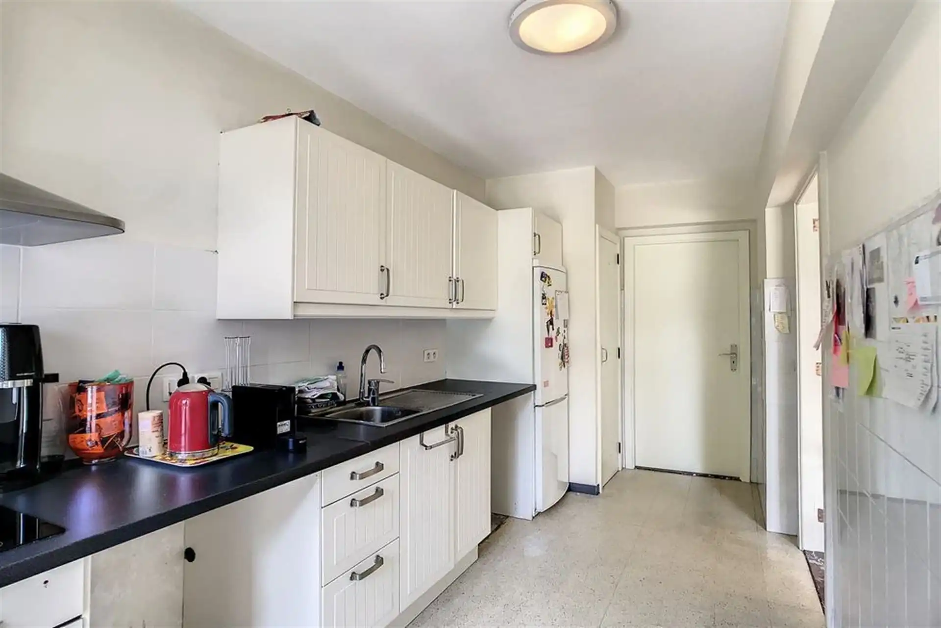 Ruim en goed gelegen appartement foto 3