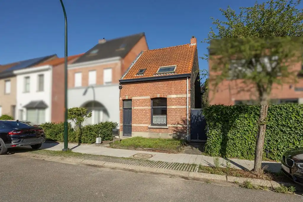 Te renoveren dorpswoning in doodlopende straat foto 17