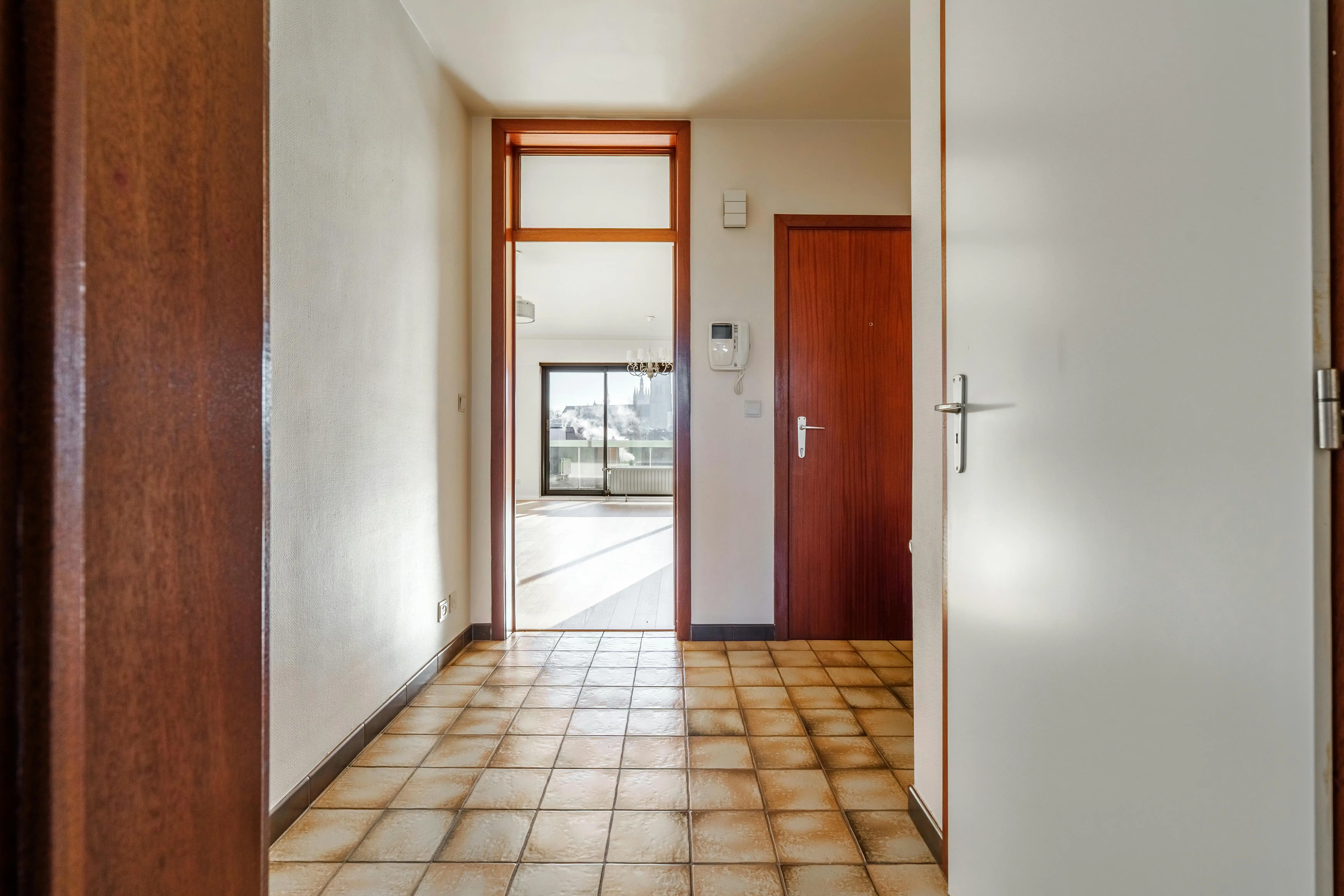 Hoekappartement te koop met 2 slaapkamer en 3 terrassen  foto 16