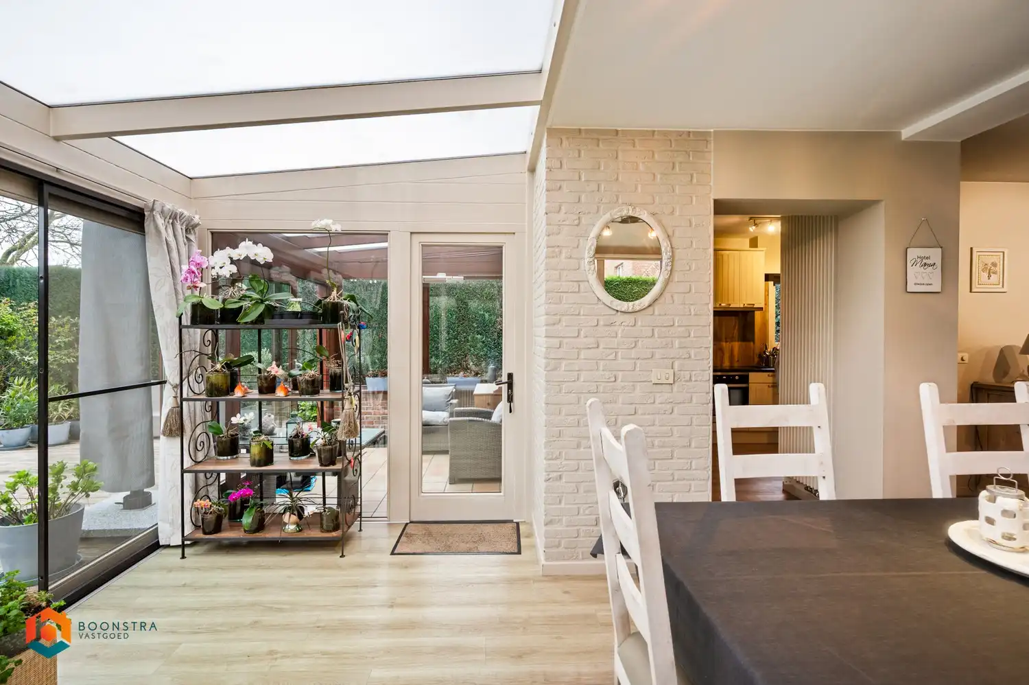 Open bebouwing met 3 slpkrs, bureauruimte en zonnige tuin op een perceel van 757 m² foto 4