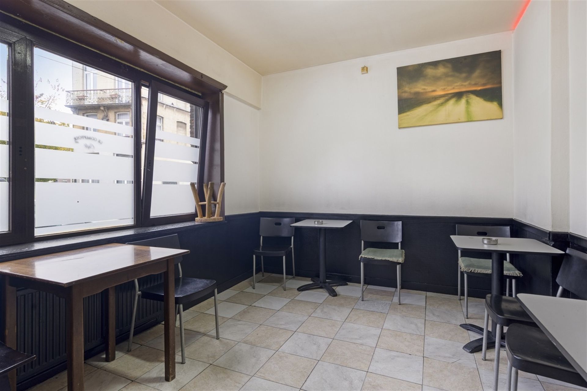 Opbrengsteigendom te koop te Laken.



 foto 5