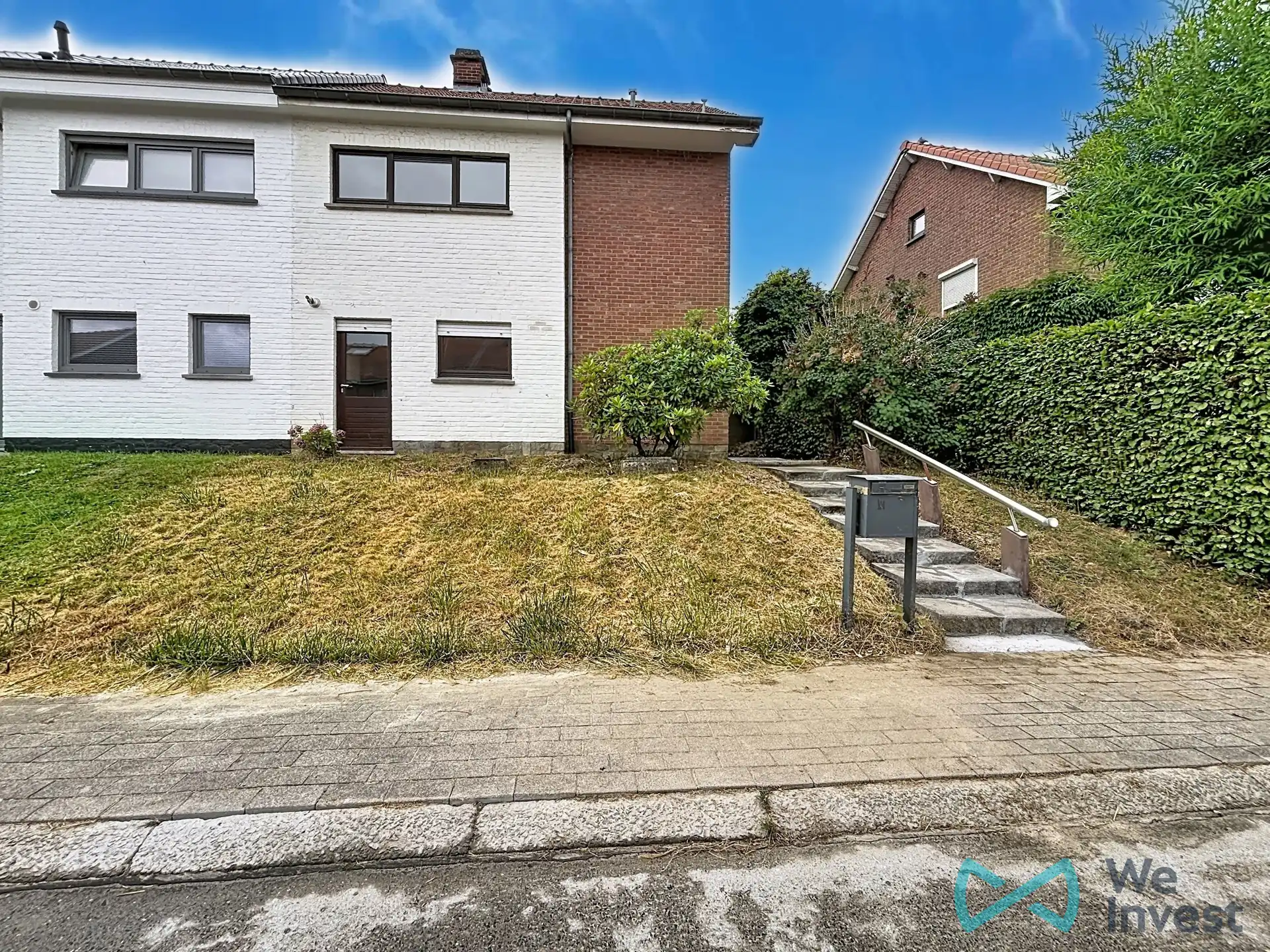 Gezinswoning met 3 slaapkamers en tuin op toplocatie!  foto {{pictureIndex}}