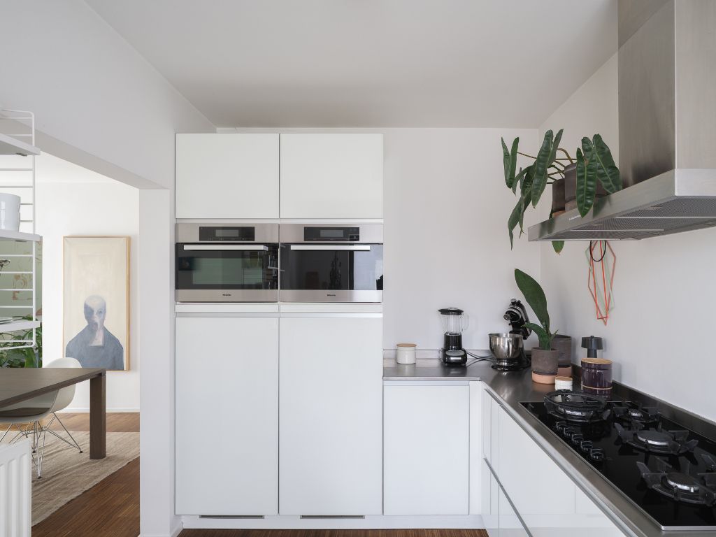 Kwalitatieve design bel-étage met 3 slaapkamers (mogelijkheid tot 5), bureauruimte en goed georiënteerde tuin te Sint-Amandsberg. foto 9