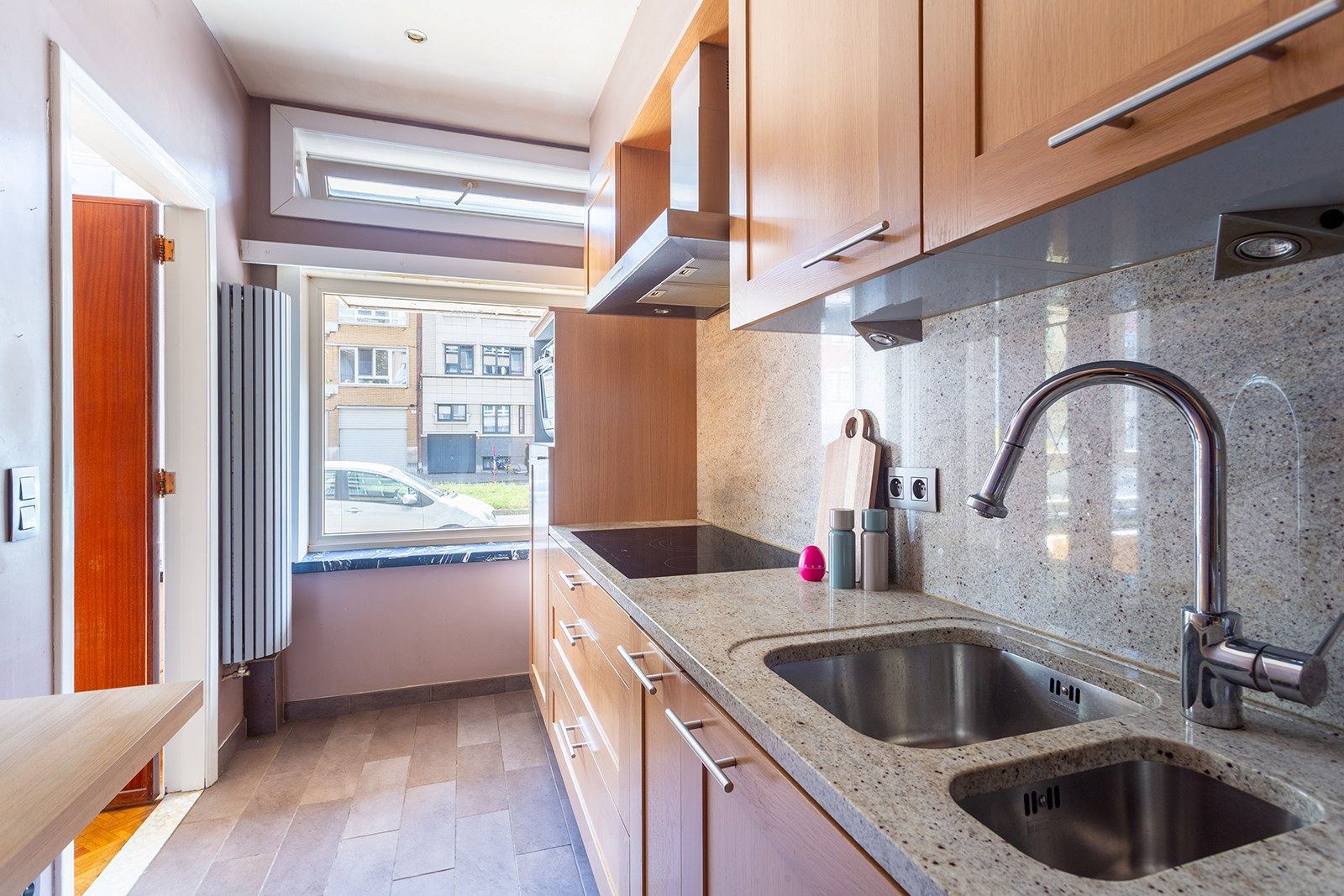 Tweeslaapkamer appartement met ruim terras  in de Tentoonstellingswijk foto 17